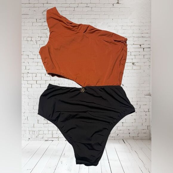 Vix Paula Hermanny Two-Tone Orange and Black Swimsuit Small - Picture 1 of 7